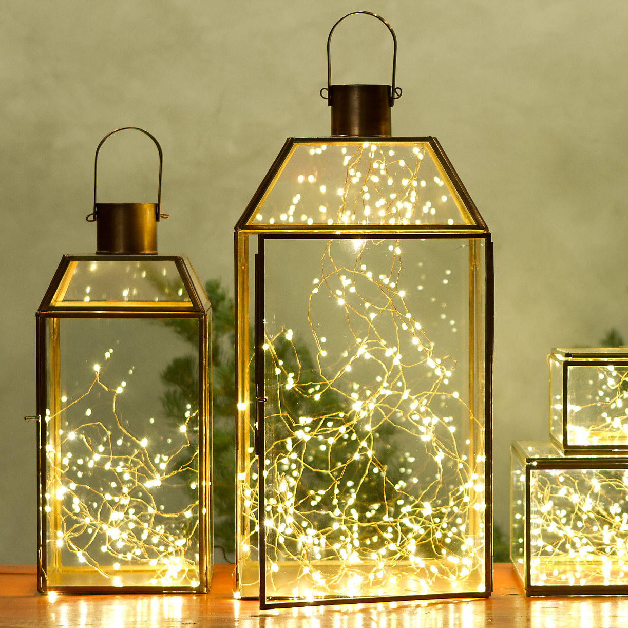 25-gorgeous-ways-to-use-christmas-lights-15